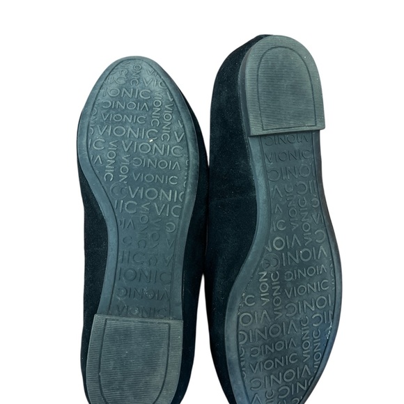 Vionic Black Suede Slip-On Loafers Flats • Embroidered Crown • Comfort Orthotic - Picture 6 of 10